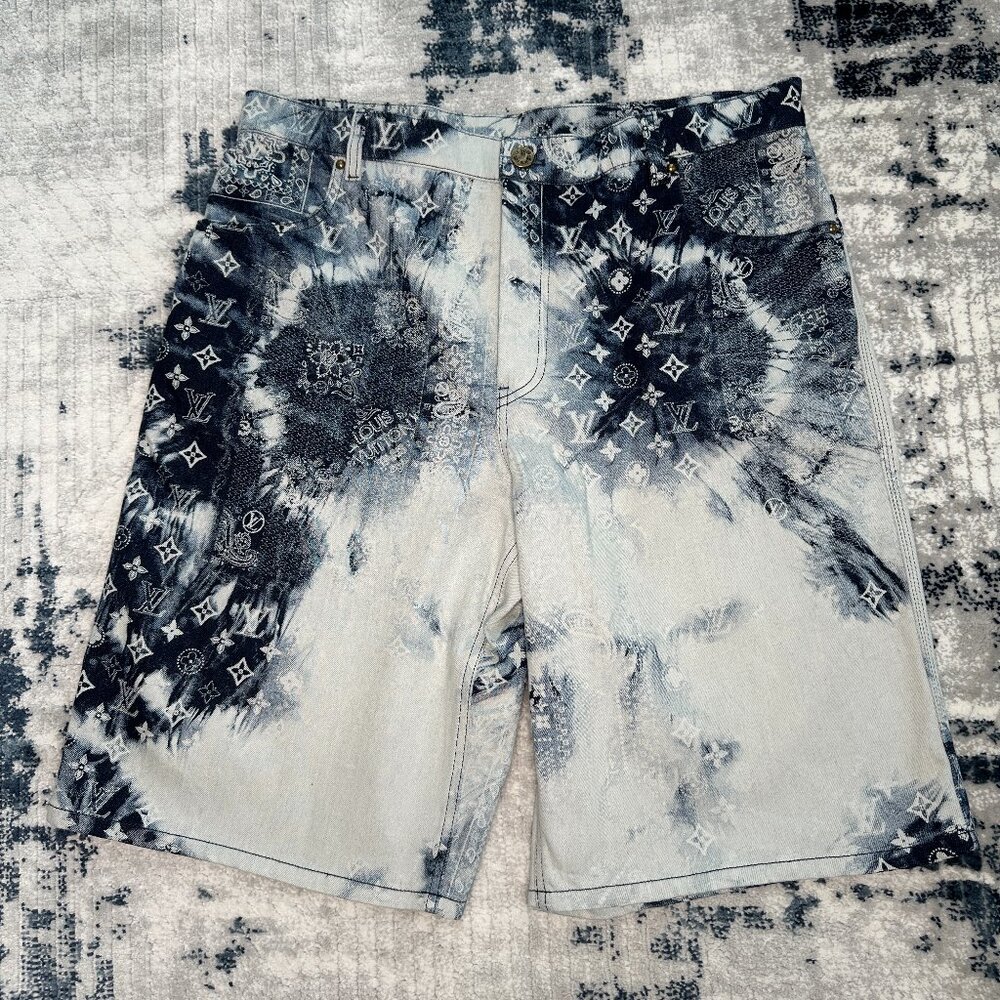 Louis Vuitton Blue Bleached Bandana Monogram Denim Men's Shorts Size 36